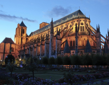 MARCHE 71eme BOURGES SANCERRE