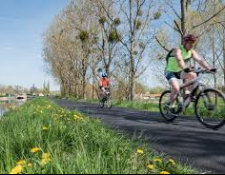 La véloroute Coeur de France à vélo, promesse touristique et ambition économique